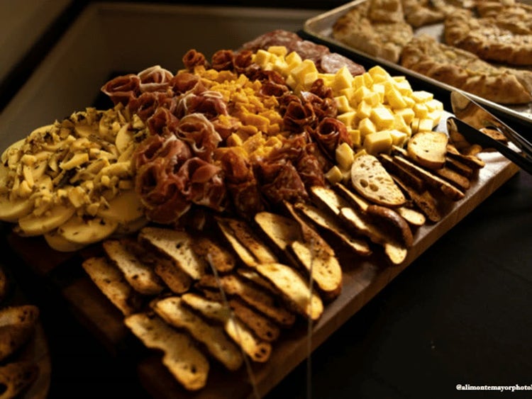 Charcuterie board